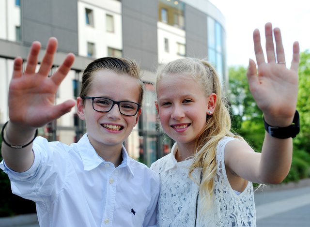 Niklas und Kira bringen bereits närrische Erfahrung mit.