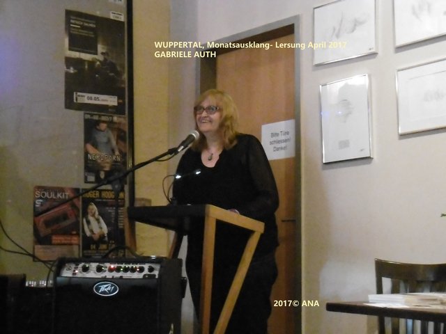 GABRIELE AUTH liest... verschiedene Texte und überzeugte mich erneut!