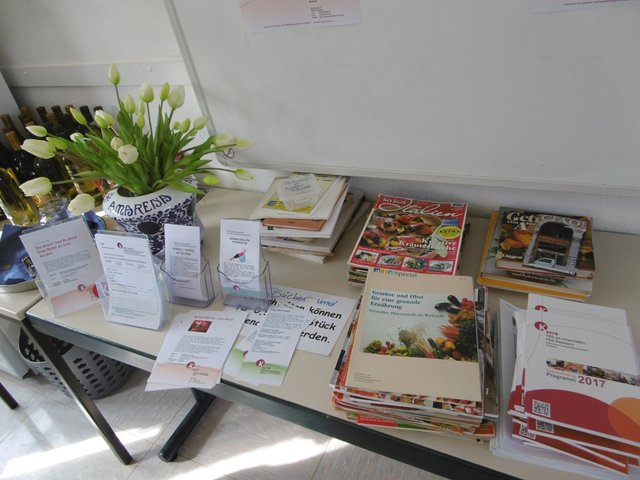 ...info und GETRÄNKE Ecke (bezahlbar)