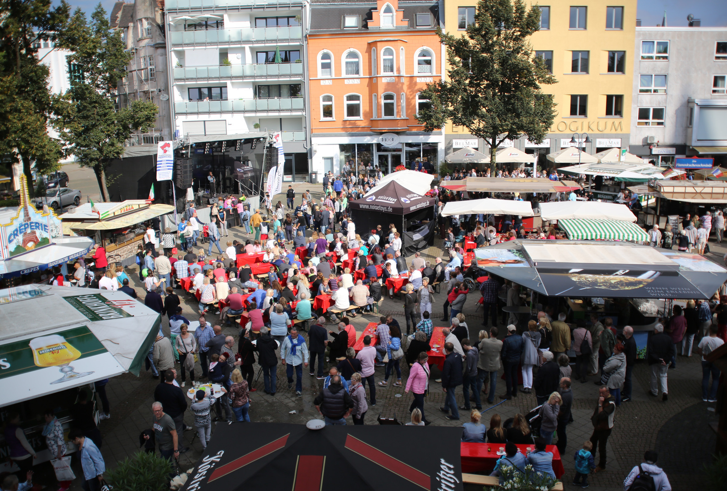 Das 33. Wattenscheider Weinfest findet vom 15. bis zum 17. September statt.