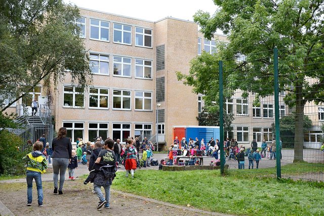 Viel mehr Platz bietet die Liebig-Grundschule jetzt ihren Schülern und Lehrern im neuen Gebäude.