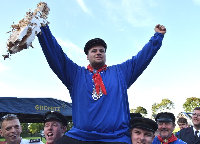 Bilder : Karl Heinz Lehnertz