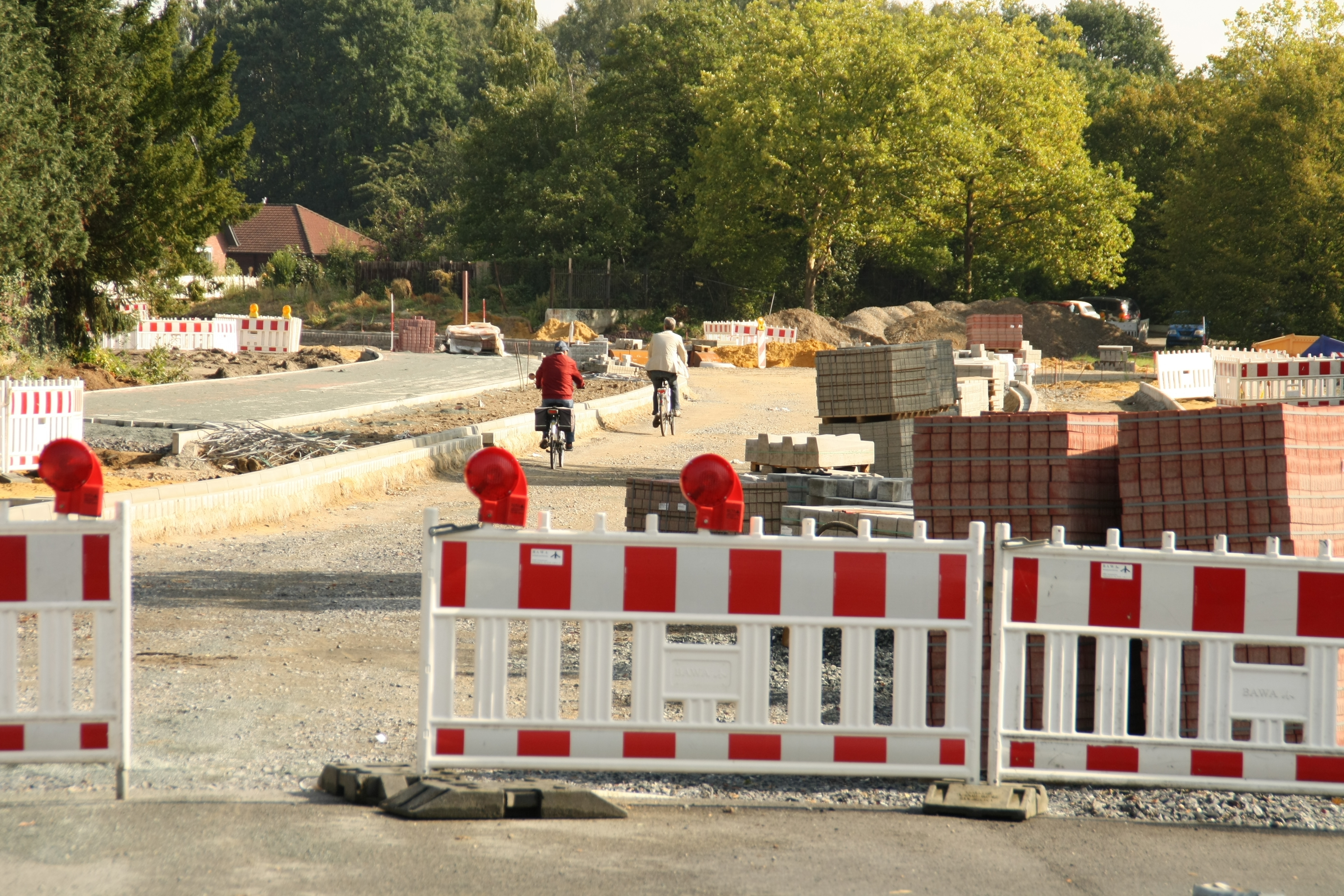 Großbaustelle Bismarckstraße - Update 18-09-2017 - Wird schon eifrig genutzt.