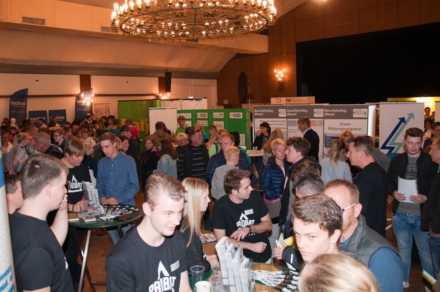 Die Veranstaltung am Kapauenberg war durchgängig gut besucht.
(Foto: Dirk Kleinwegen)