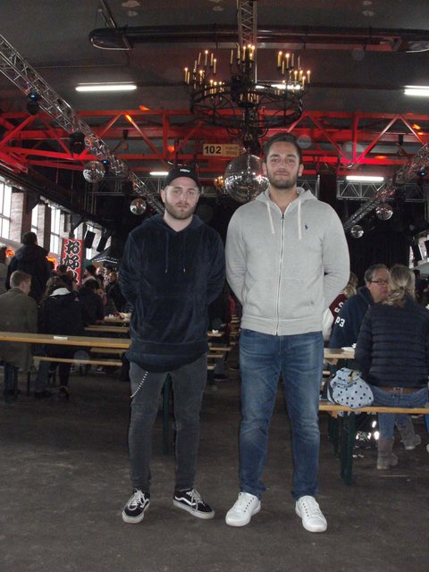 Kevin Friedrichs und Thimo Diener stemmten das erste "Asian Streetfood Festival" in vier Wochen Vorbereitungszeit. Foto: C. Hötzendorfer