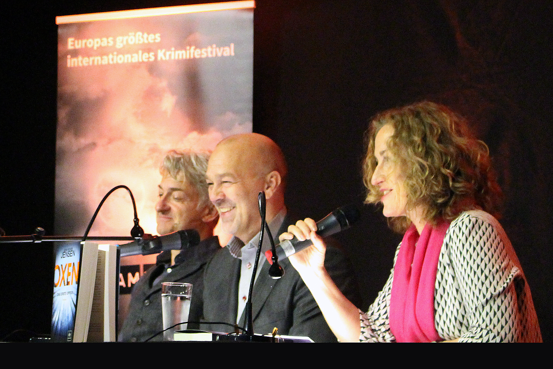 Schauspieler Dominic Raacke, der dänische Bestsellerautor Jens Henrik Jensen und die Literaturjournalistin Antje Deistler