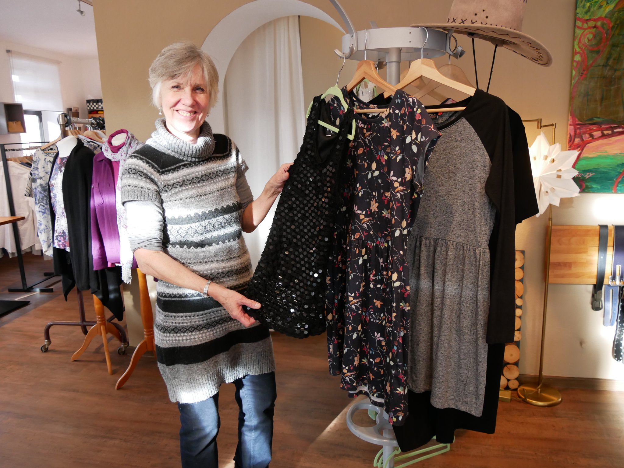 Second Hand-Kleidung und kleine, aber feine Events im Werkstattcafé Pape - Essen-Süd