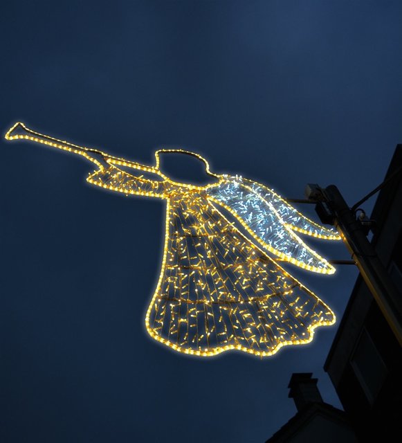 Zur Jahreszeit passende Symbole schmücken den Stadtteil.