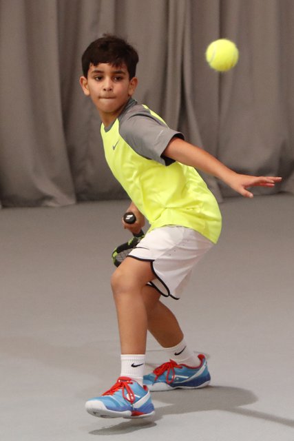 Der erst achtjährige Ilian Mechbal ist ein echtes Tennis-Ausnahme-Talent. Er holte sich den Titel der U 10 Jungen.