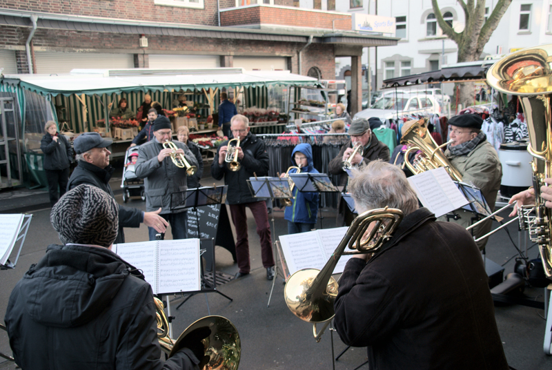 Bläserchor Melanchthon auf dem Adventmarkt, Foto: Rüdiger Beck
