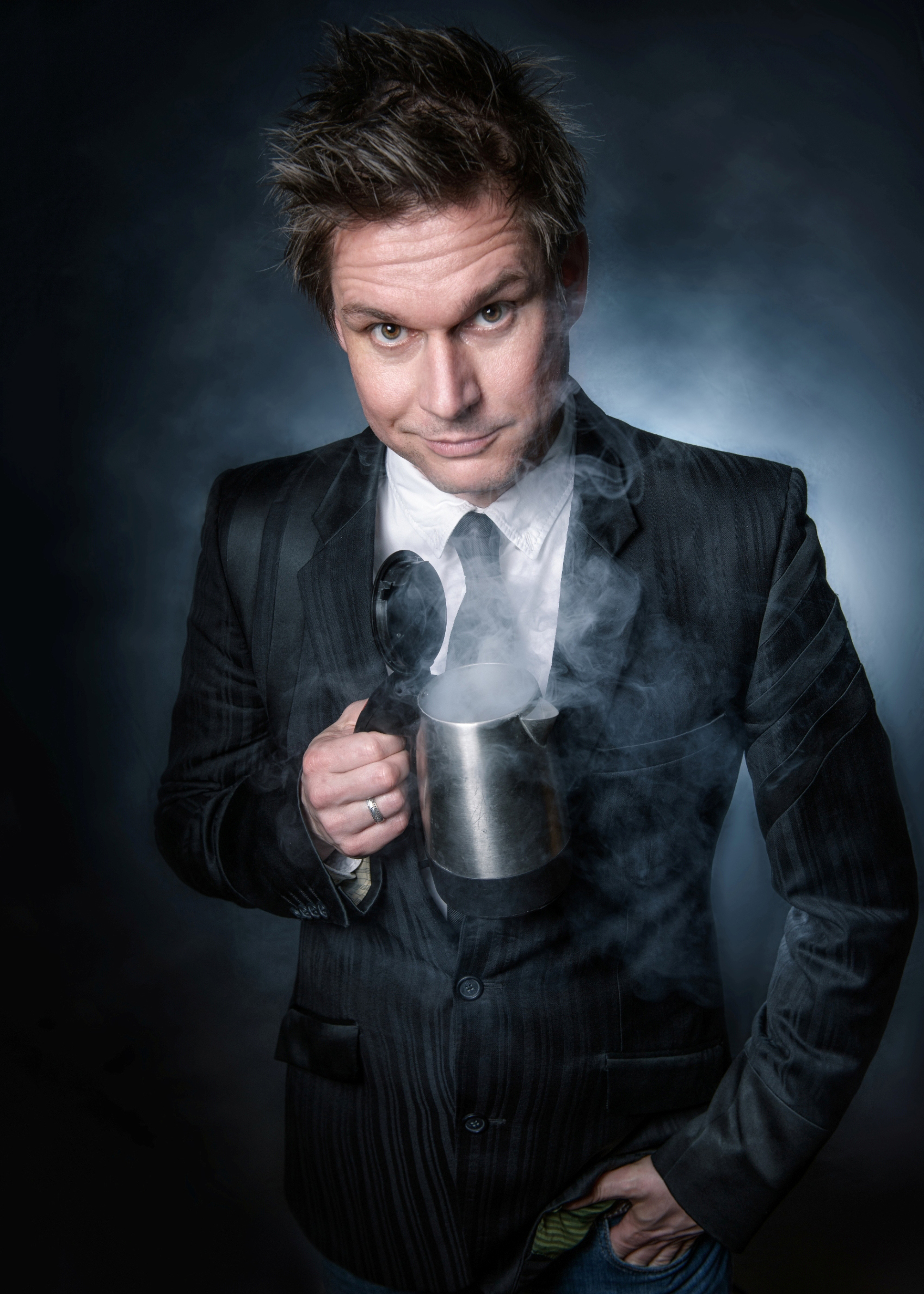 "Mit Volldampf" ist Jens Neutags siebtes Solo-Programm .