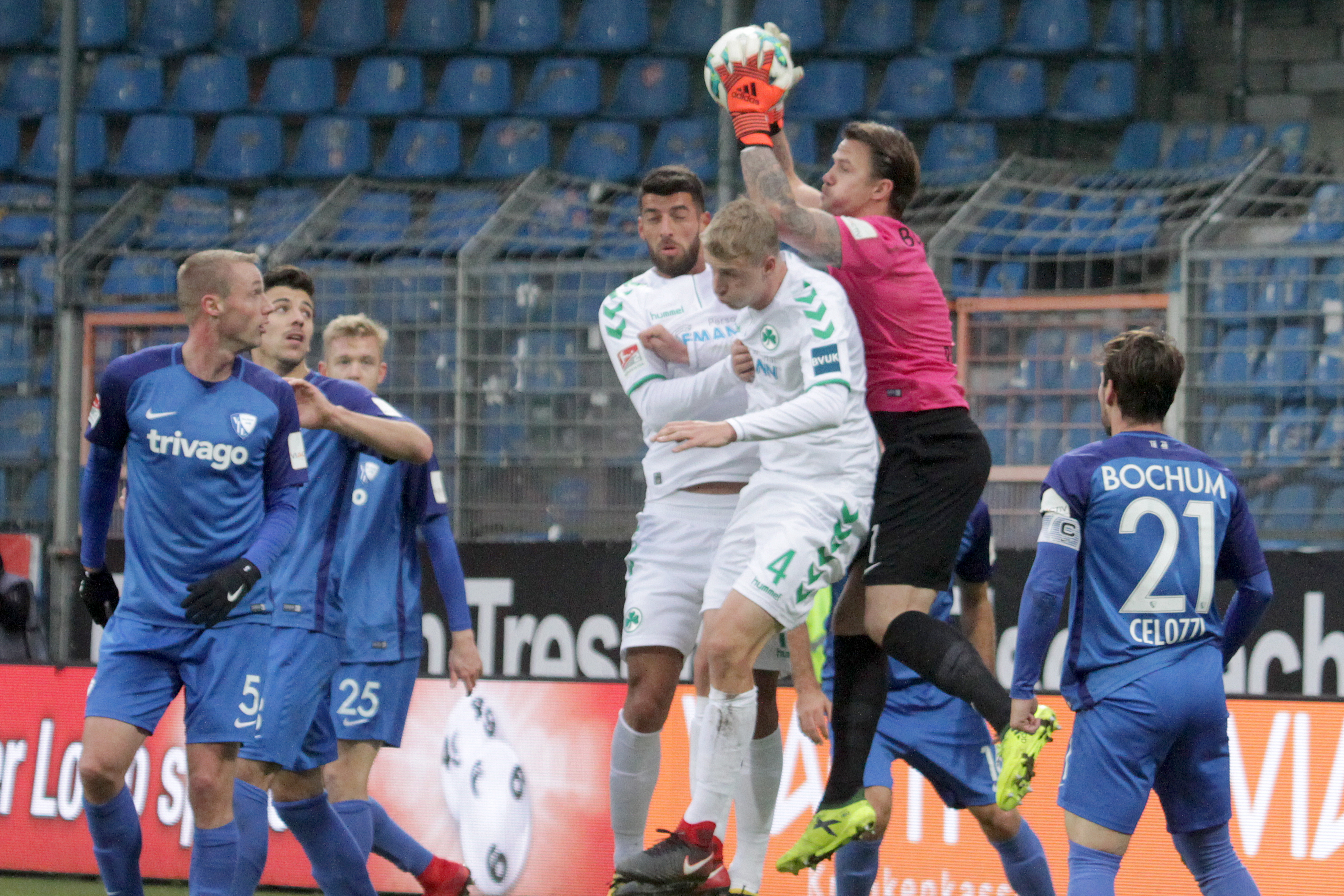 (C) Andreas Molatta , 18.11.2017 , Bochum ,
2.Bundesliga , 14.Spieltag , VfL Bochum 1848 - SpVgg Greuther Fürth ,
Manuel Riemann