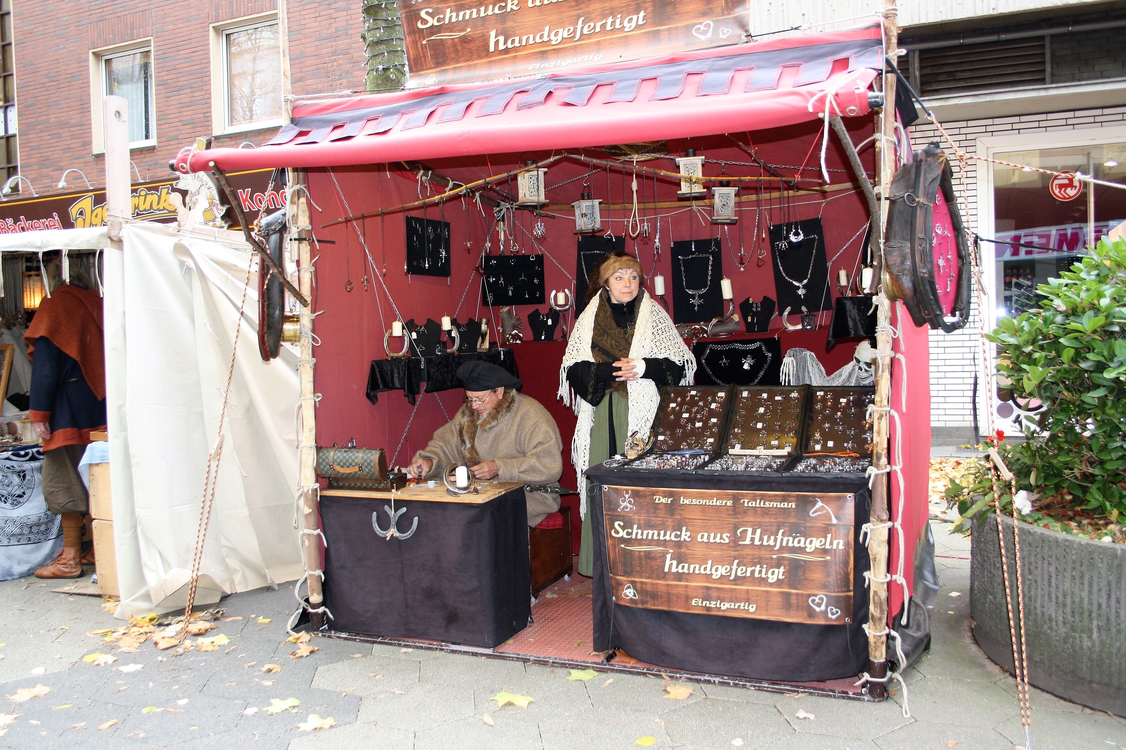 Der soeben erfolgreich beendete Mittelaltermarkt mit einem Hauch von Mystik wird auch im kommenden Jahr eine Fortsetzung erfahren.
Foto: Reiner Terhorst