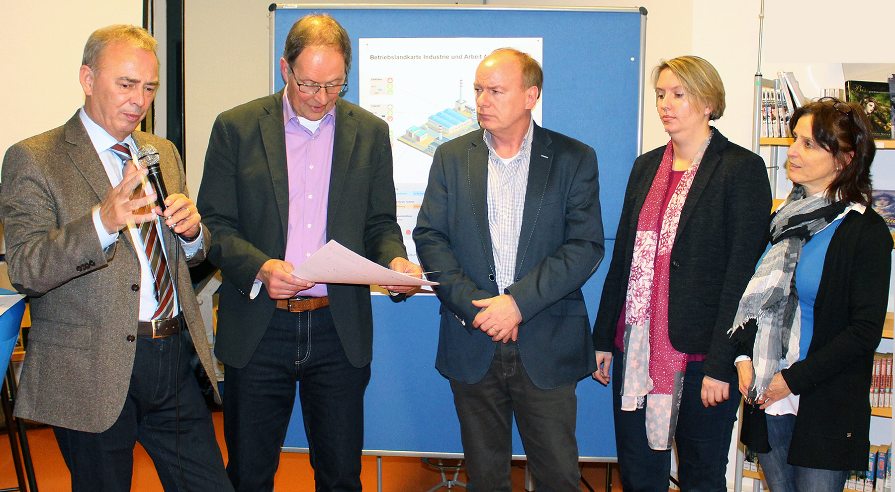 Werner Kolter, Wolfgang Hönnicke, Michael Lux, Dr. Tabea Bromberg und Brigitte Schubert