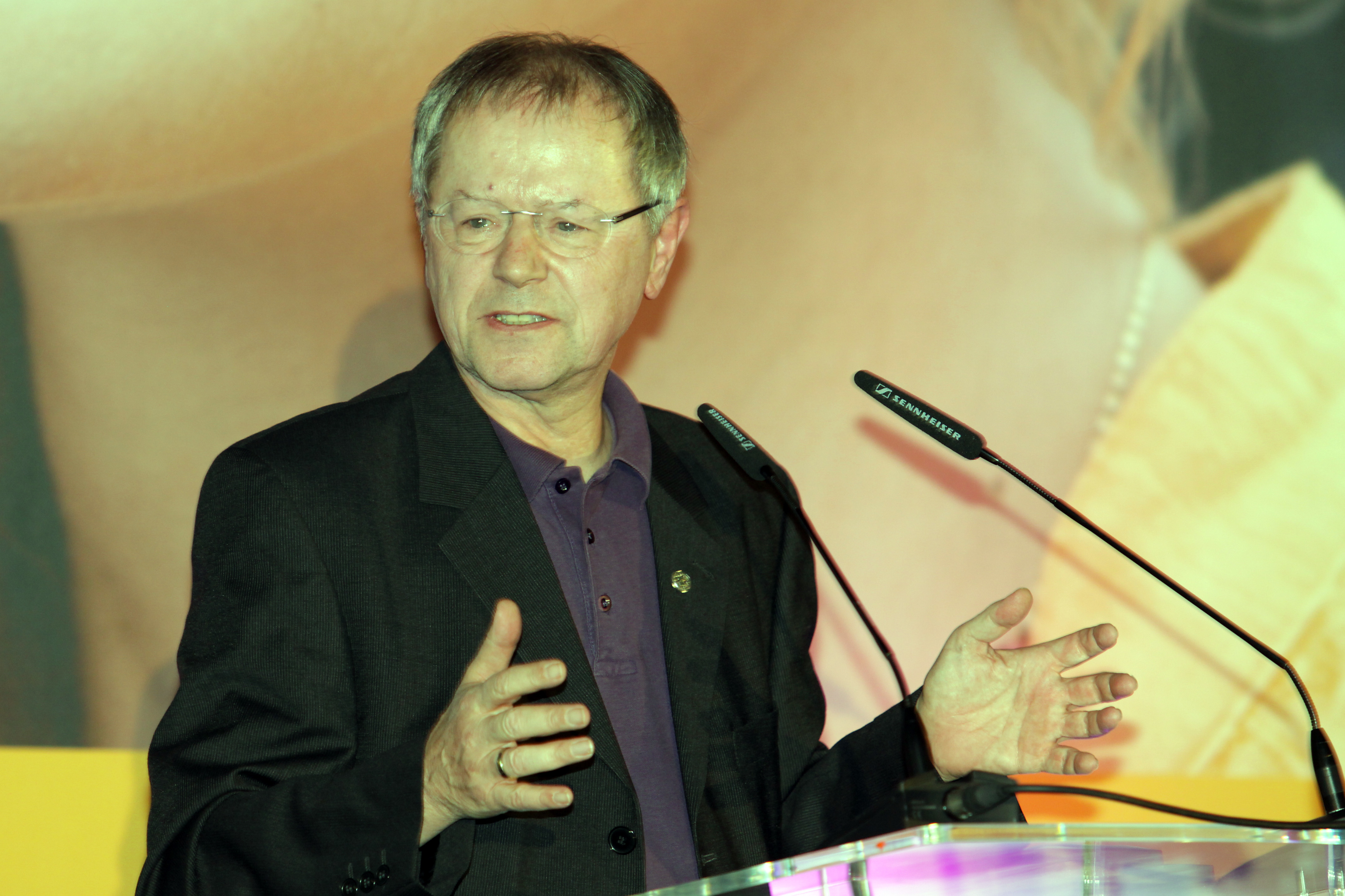 Prof. Christoph Butterwegge prangerte die soziale Ungerechtigkeit an.