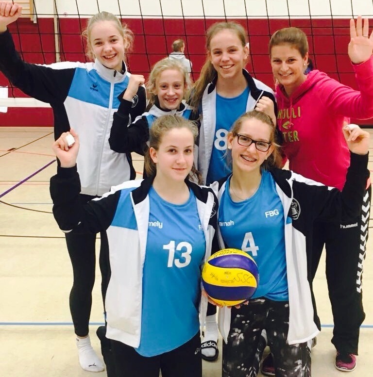 Von links: (hinten) Laura Stoyke, Lotte Neuenhöfer, Lisa Kienitz, Franziska Meyer, (vorne) Emely Thurau, Hannah Mohr.
