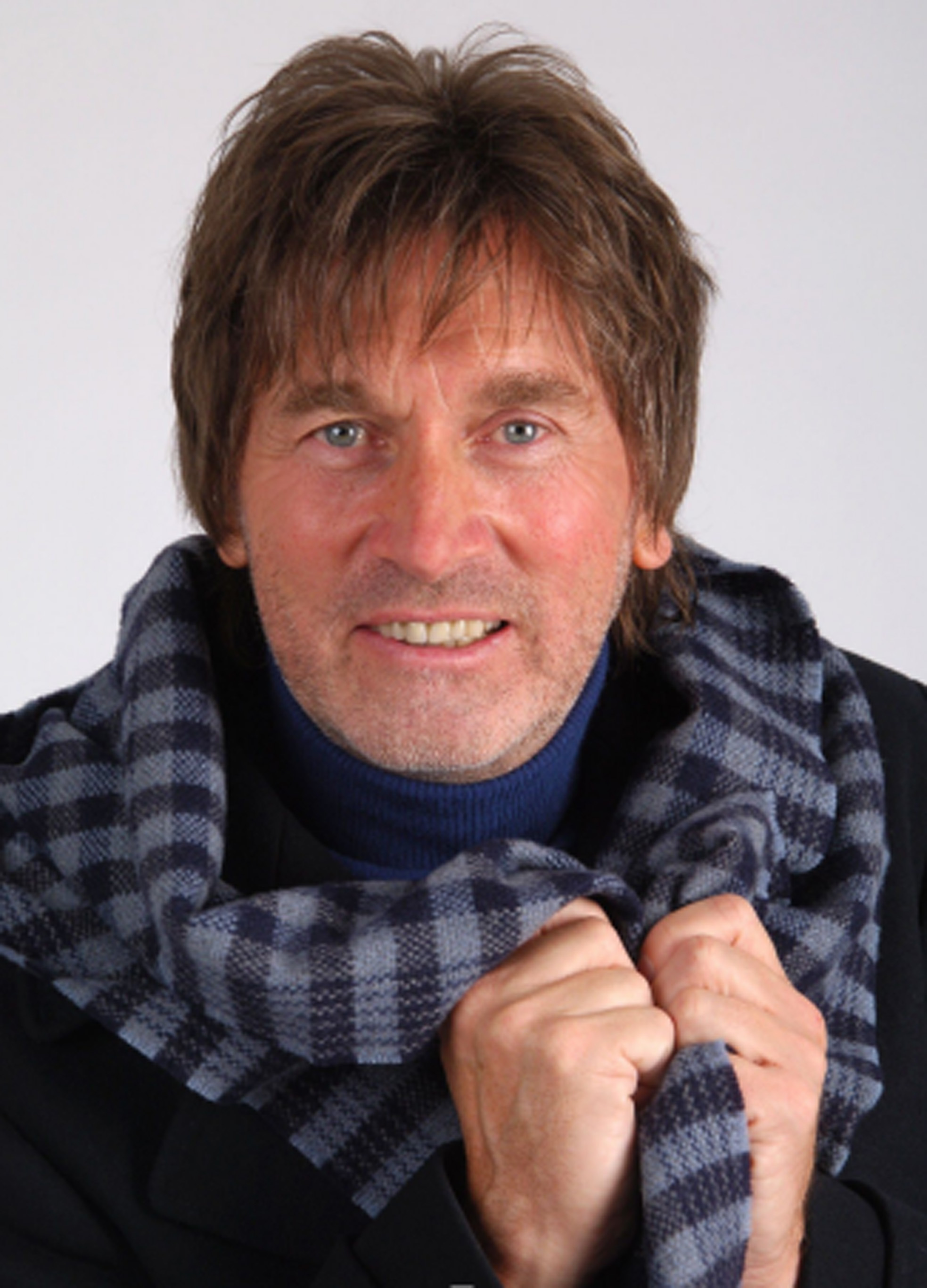 Karl Timmermann singt in der Sonsbecker Lions Lounge.