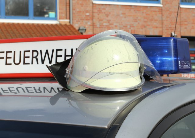 Die Unnaer Feuer- und Rettungswache freut sich über neue Fahrzeuge