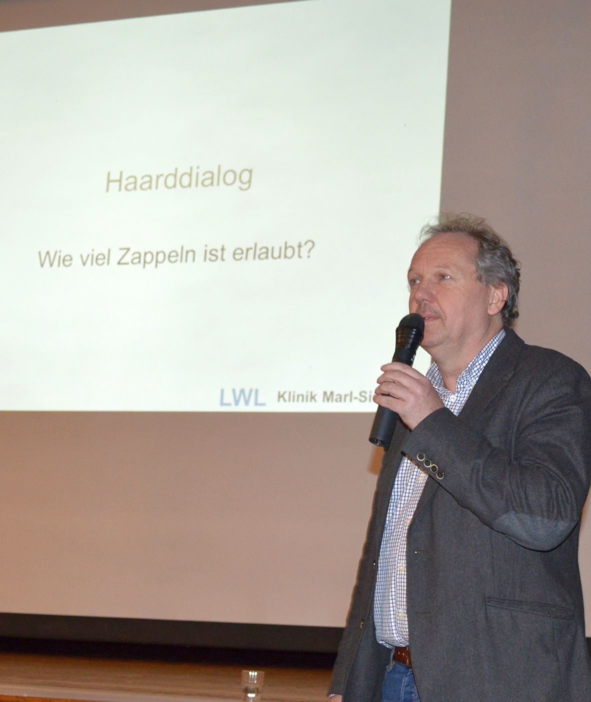 BU2: Diskutierte mit den Teilnehmern: Dr. Rüdiger Haas. Bild: LWL/Seifert