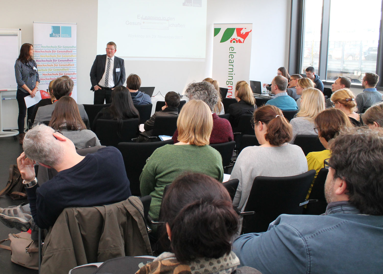 Rund 60 Lehrende konnte Prof. Dr. Thomas Evers, Vizepräsident für Studium und Lehre der hsg, zum E-Learning-Workshop in der hsg begrüßen. Foto: hsg