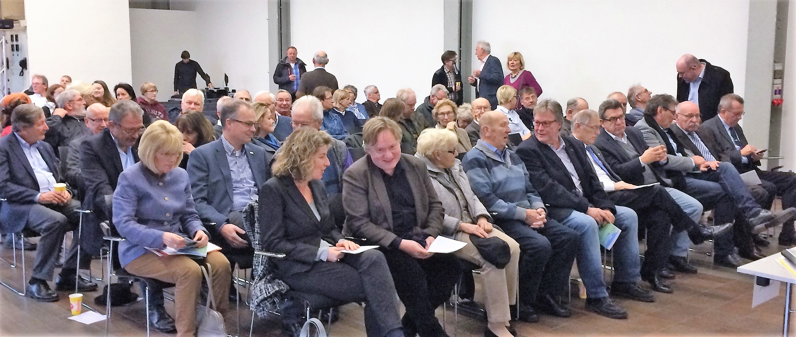 Erneut gut besucht: Rund 100 Teilnehmer diskutierten auf der Katernberg-Konferenz über Zukunftsthemen im Bezirk VI Zollverein.