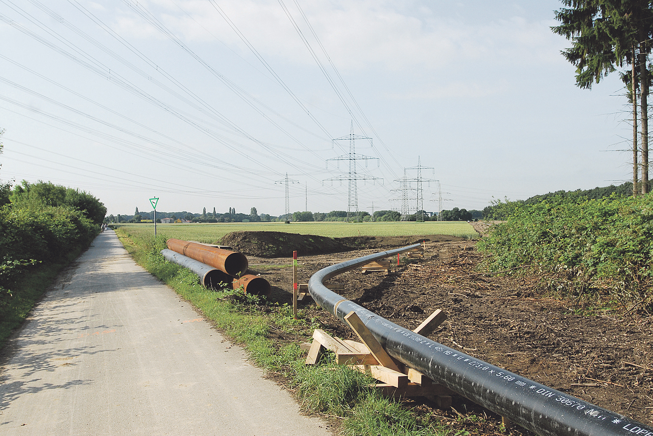 Die CO-Pipeline - unser Archiv-Foto entstand während der Bauarbeiten - war diese Woche Thema im Landtag NRW.