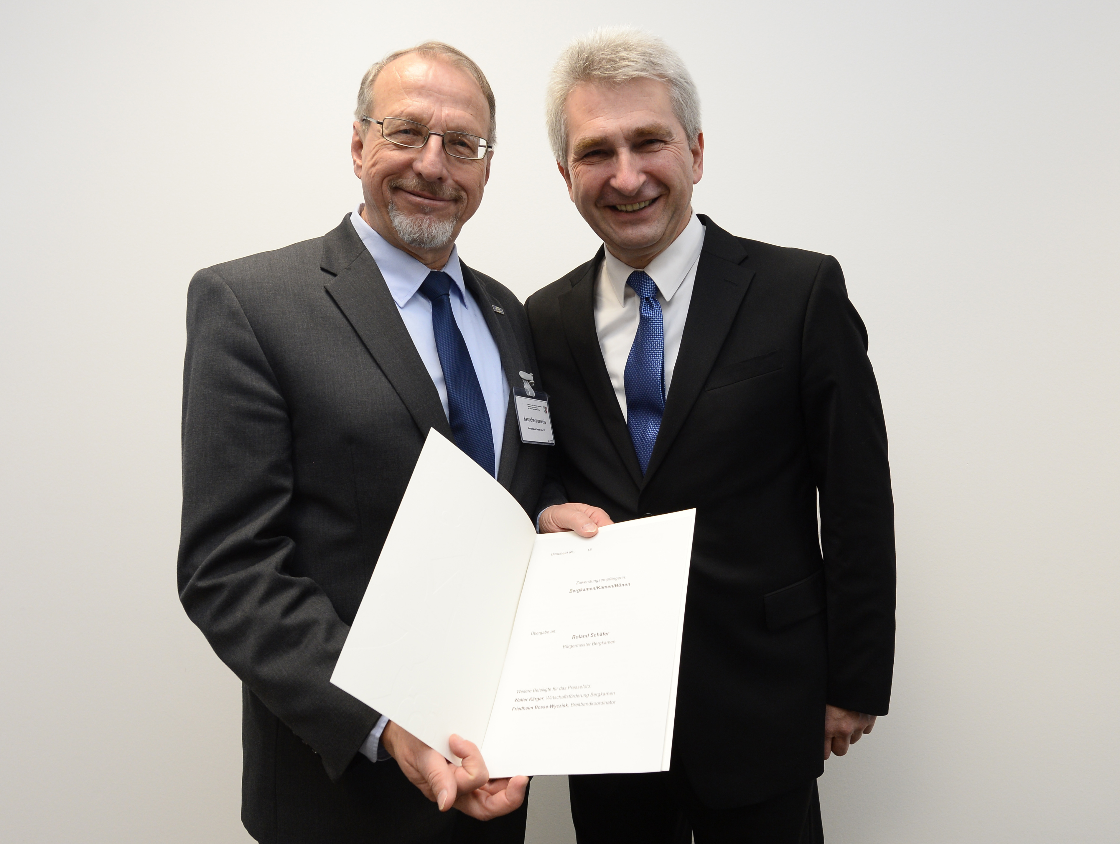 Roland Schäfer (Bürgermeister) und Prof. Dr. Andreas Pinkwart (Wirtschaftsminister).