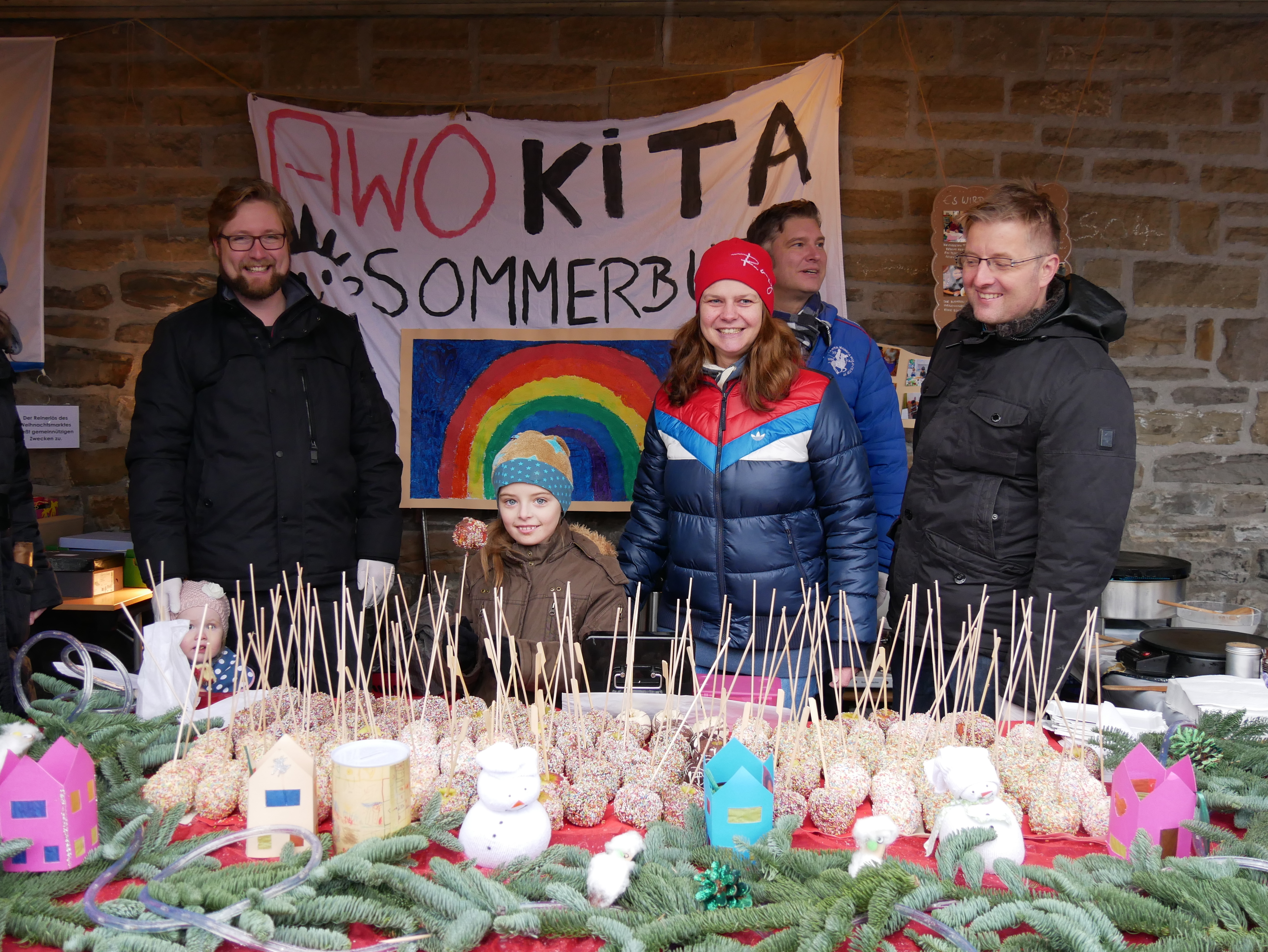 Bunte Leckereien bot die AWO-Kita Sommerburg an.