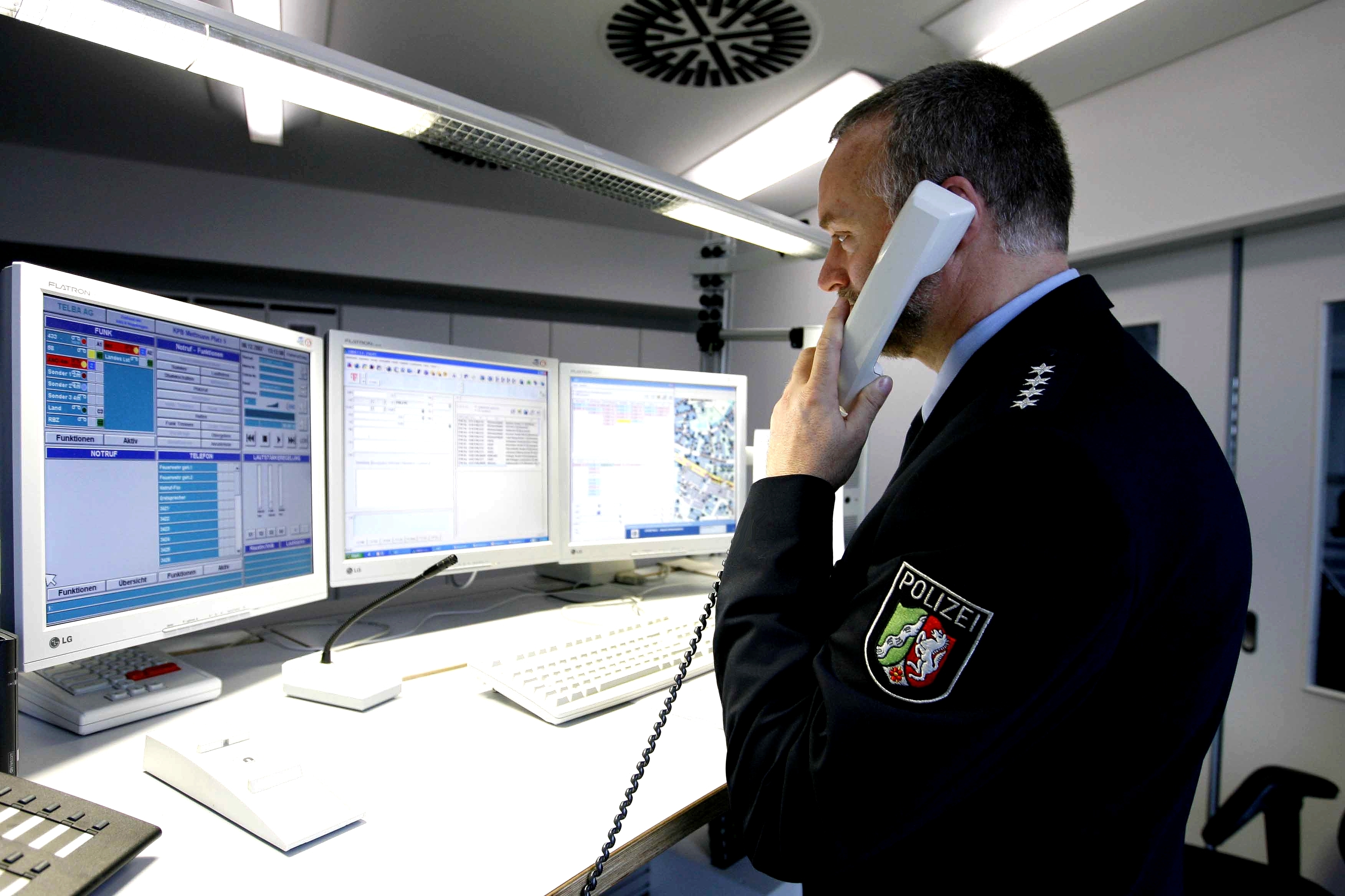 Hinweise gesucht: Wer kann der Hildener Polizei weiterhelfen?