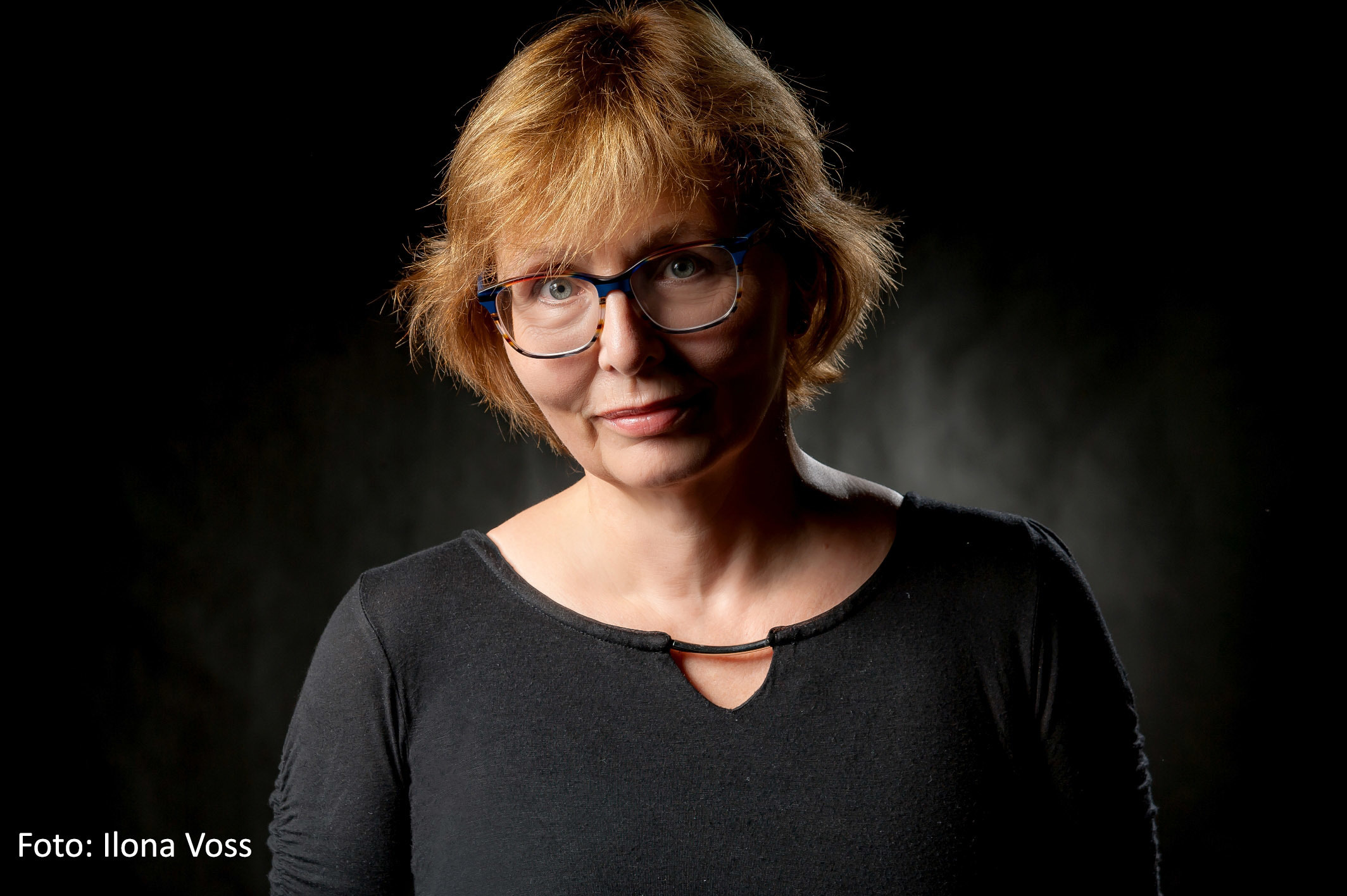 Edelfeder aus Datteln: Christiane Dickerhoff hat mit ihrer "Spreewald"-Romanserie um die Mordermittlerin Klaudia Wagner beachtlichen Erfolg und schreibt unter dem Pseudonym Anne Beckenridge zudem historische Krimis.