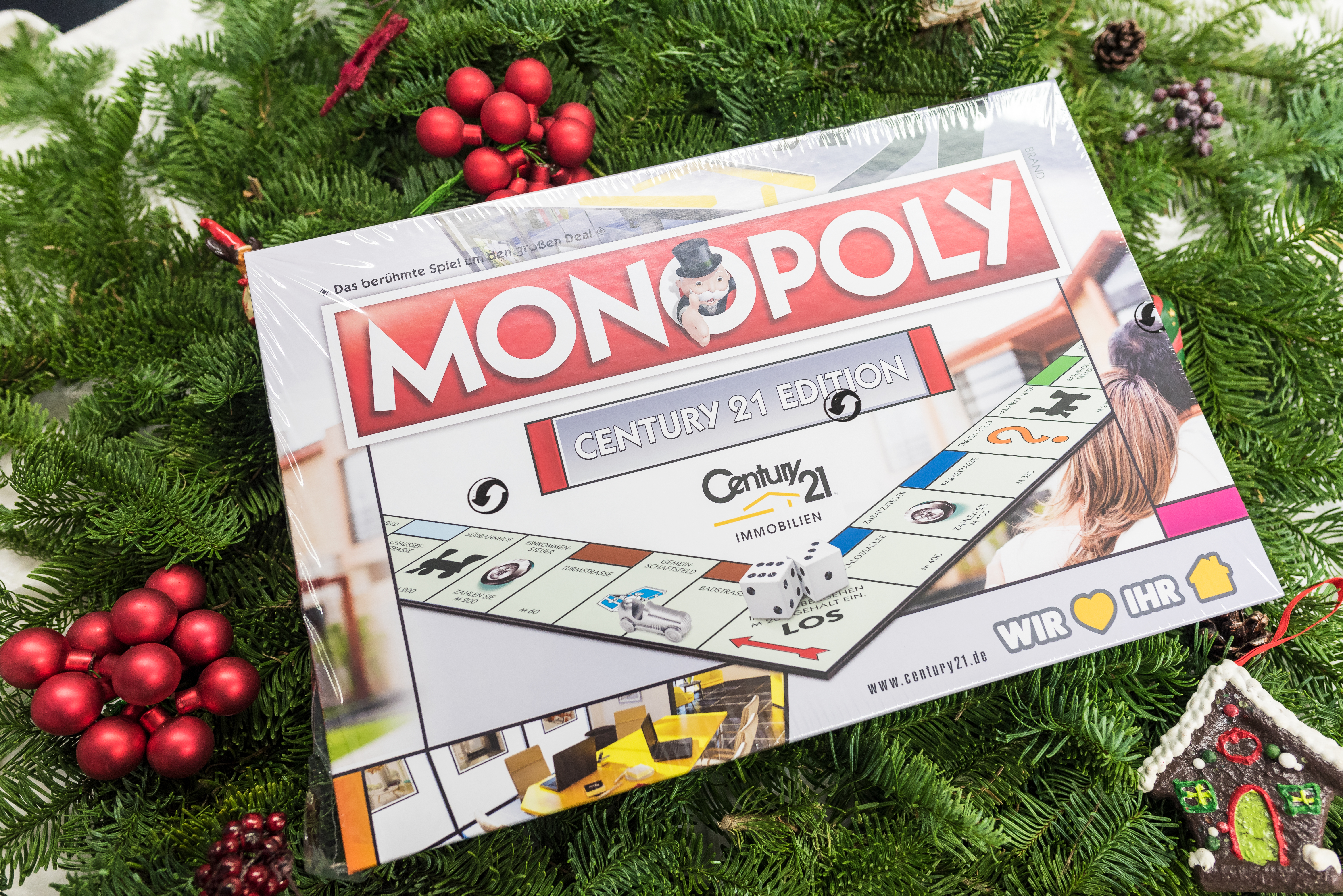 Heute, am 8. Dezember, verlosen wir zusammen mit Dazzi-Immobilien, Kölner Straße 2, ein Monopoly-Spiel.