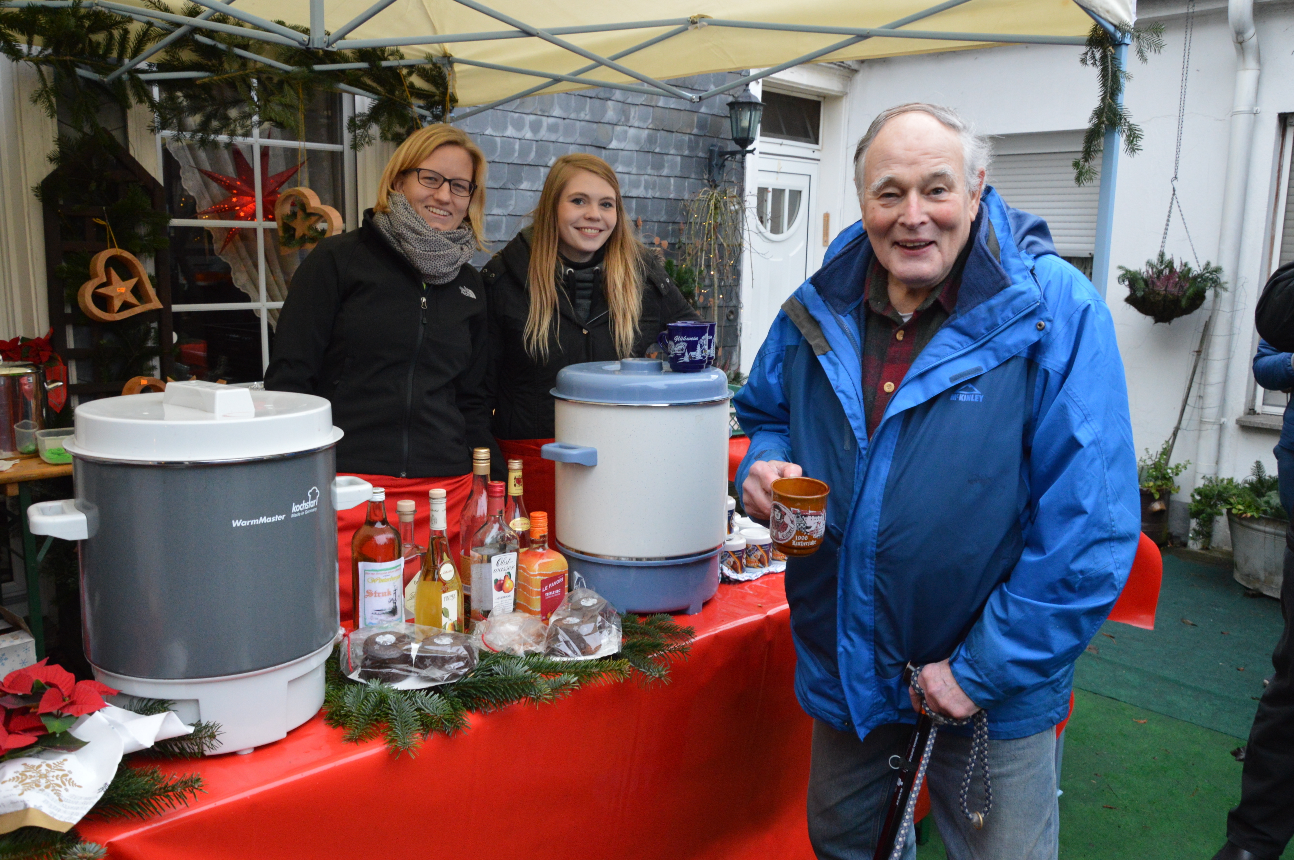 Gemütliches Beisammensein und gute Stimmung auf dem Zippmann`s Hof.