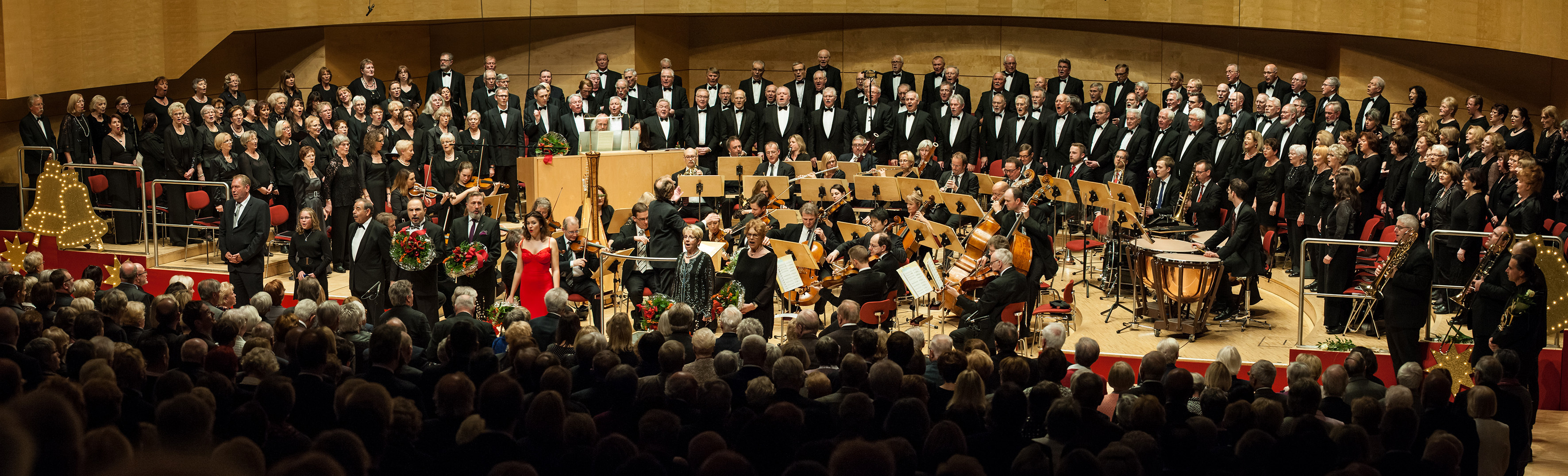 Wieder "ausverkauftes Haus" in der Philharmonie, als der Essener Polizeichor am Wochenende zu drei Konzerten einlud. 6000 Besucher kamen... Foto: Privat