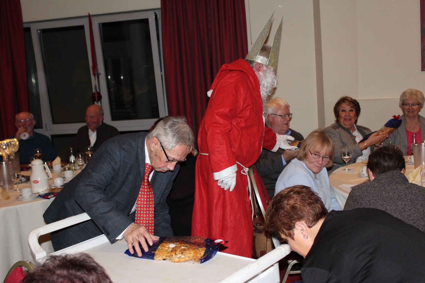 Der Nikolaus besuchte den Automobil Club Recklinghausen. Foto: privat
