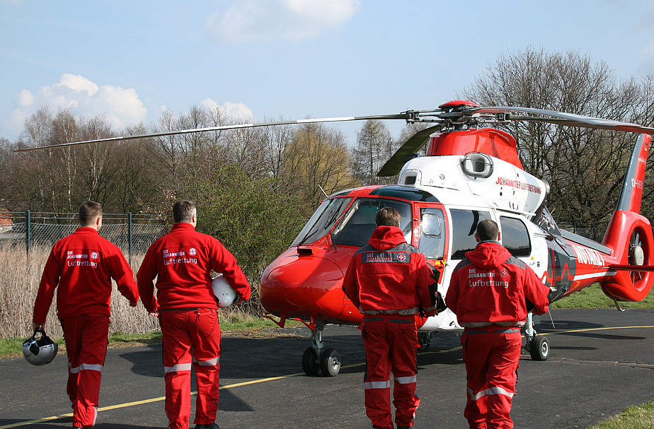Der Intensivtransporthubschrauber der Johanniter Luftrettung startet seit dem 1. April 2016 in Marl