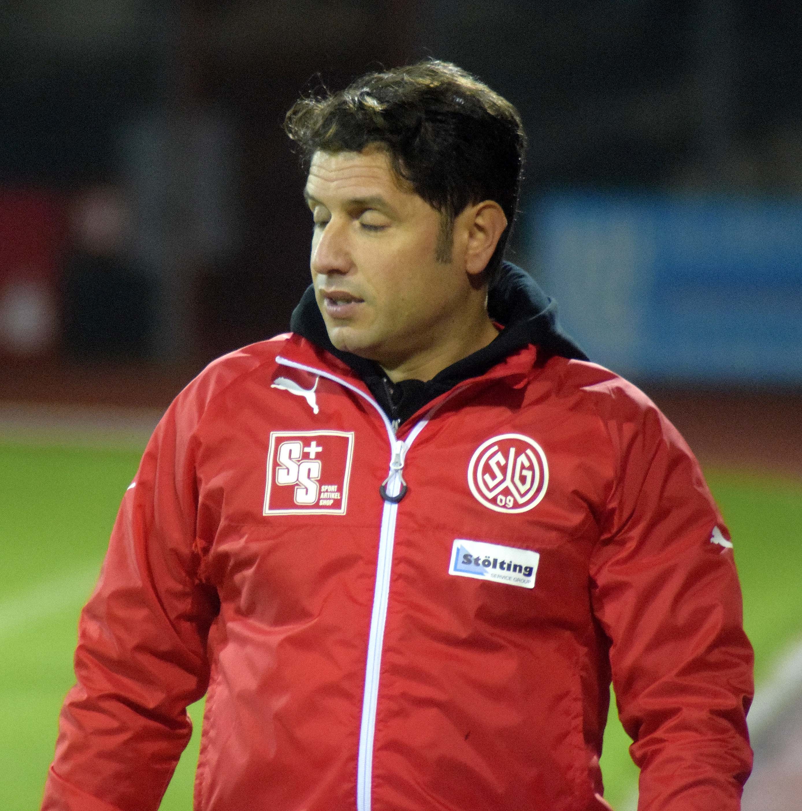 SGW-Trainer Farat Toku ist von den Spielabsagen alles andere als begeistert. Foto: Peter Mohr