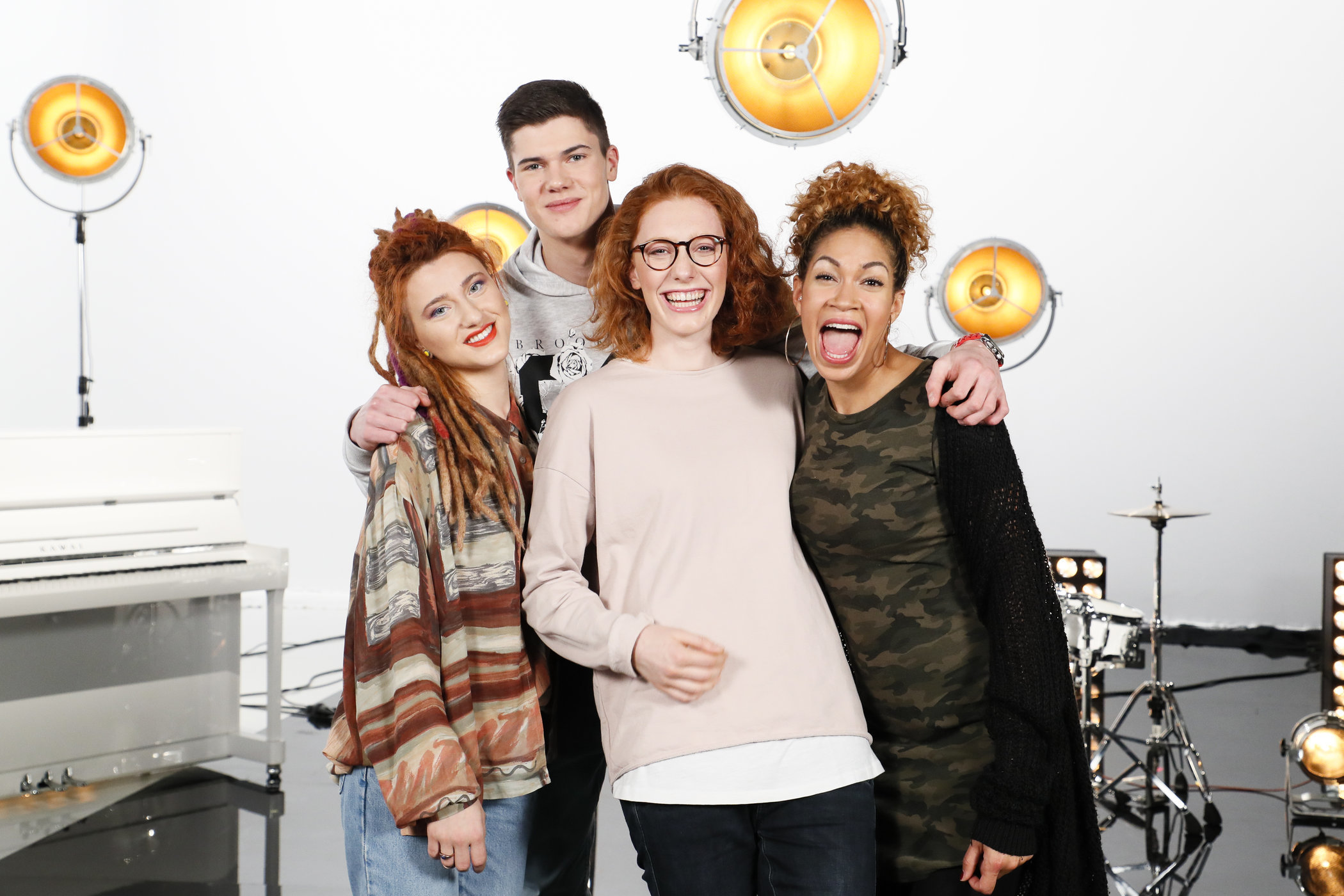 Das sind die vier Finalisten. Copyright: SAT.1/ProSieben/Richard Hübner.