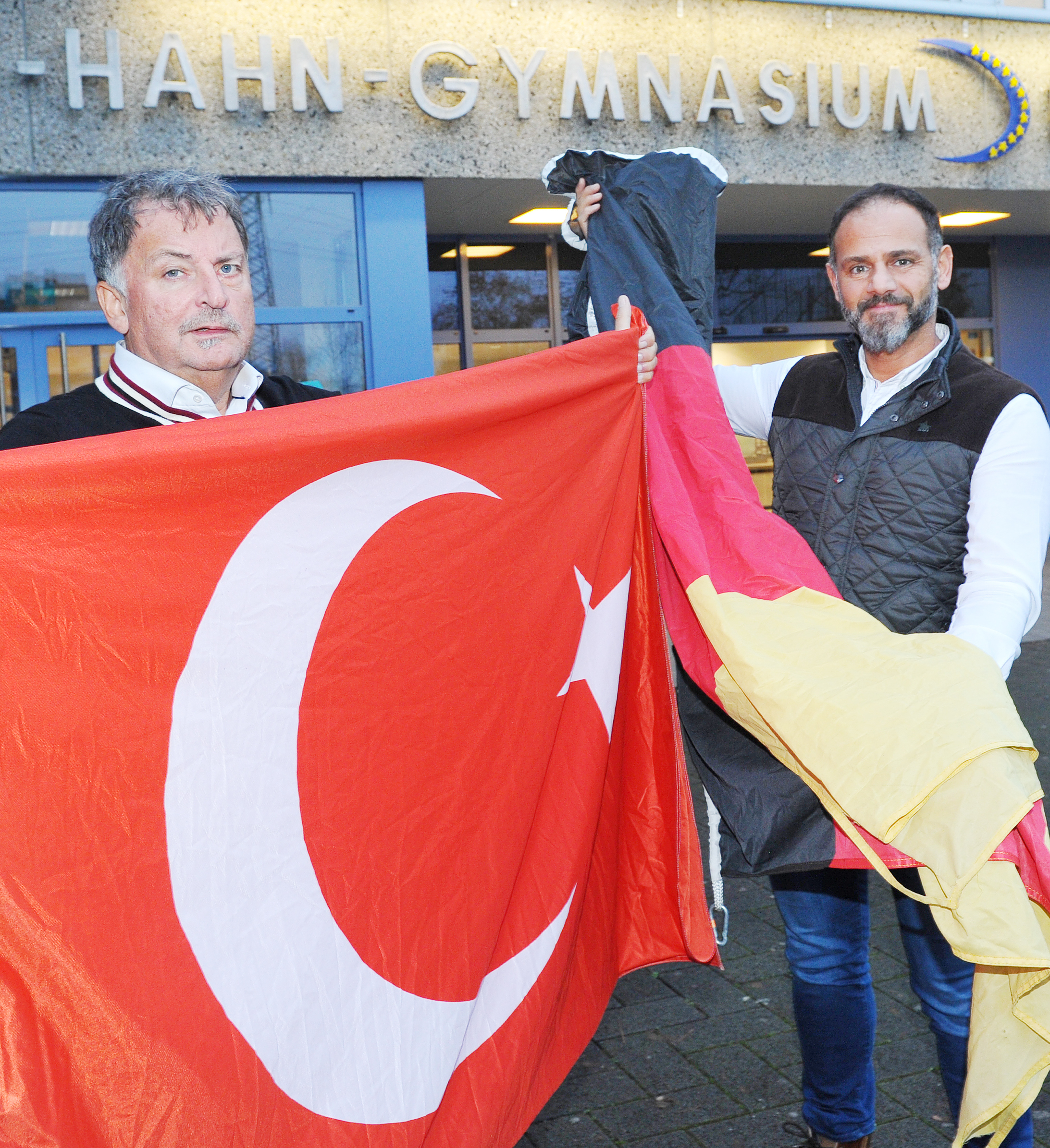 Die beiden Vorsitzenden des Vereins Atamon: Dr. Hagen Bastian (links) und Engin Altinova.