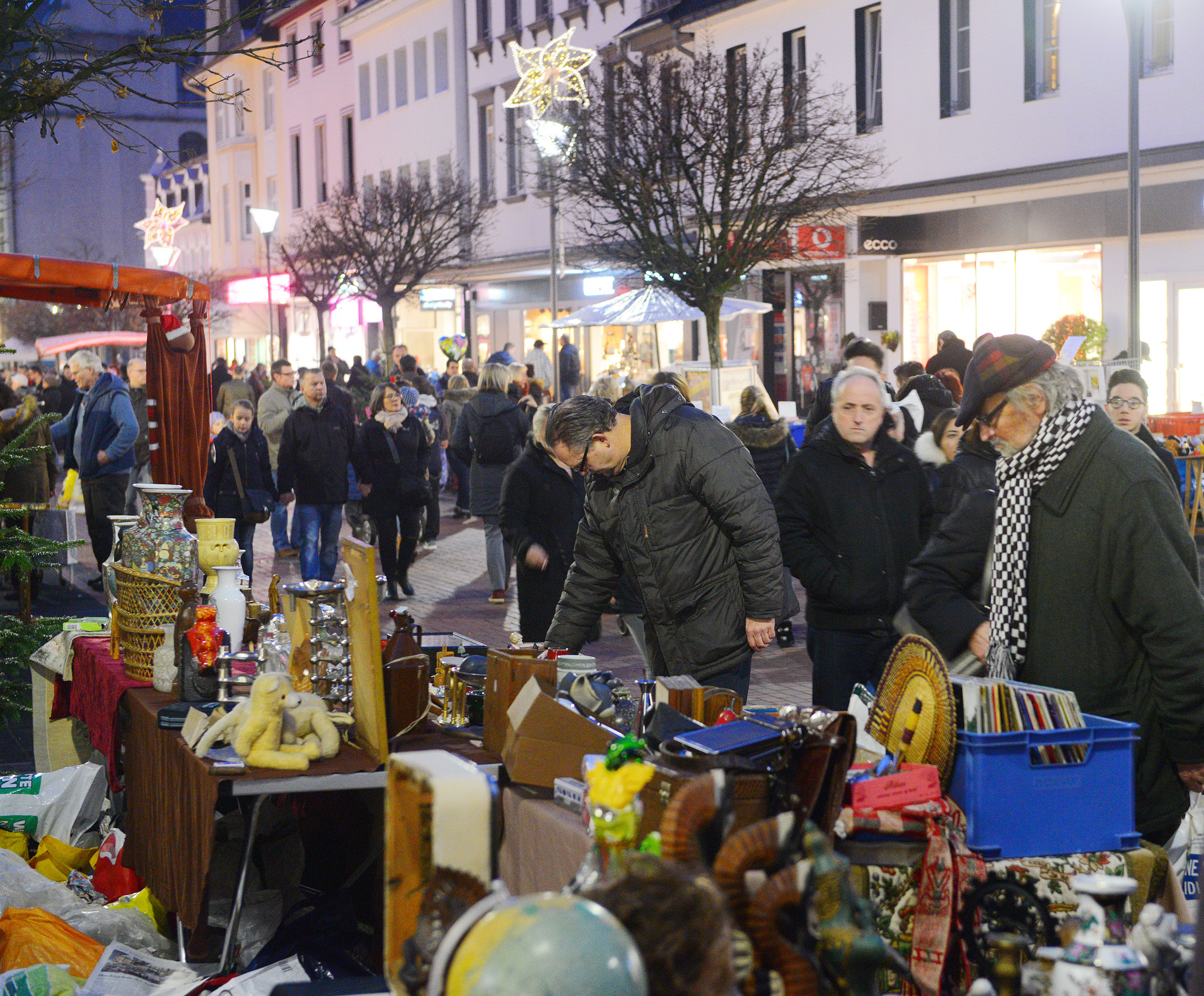 Am Sonntag ist noch einmal Fabry Antik- und Trödelmarkt in Hilden.