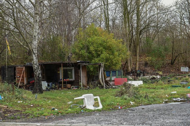 Fast geschafft! Die Stadt Essen hat die Pachtverträge aufgekündigt und einen Großteil der Holzhütten entfernen lassen.
Fotos (2): Debus-Gohl