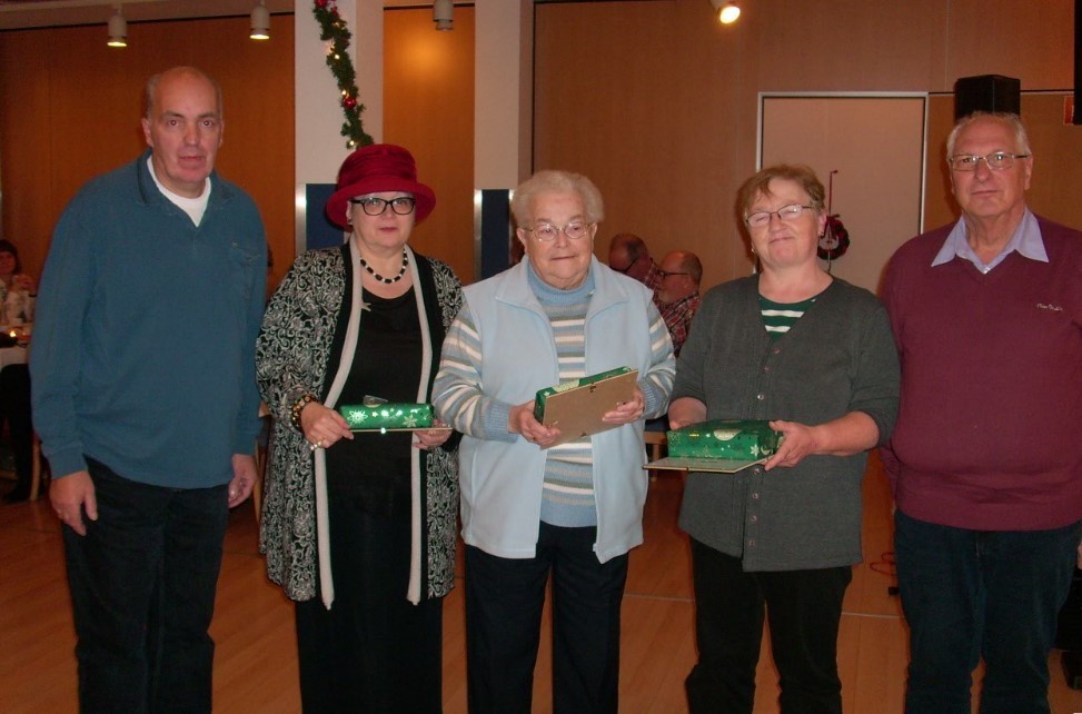 Vors. Udo Leenen, Felicitas Grabowski, Margret Howaldt, Angelika Knop und aus Rheinberg H-J Tembergen.