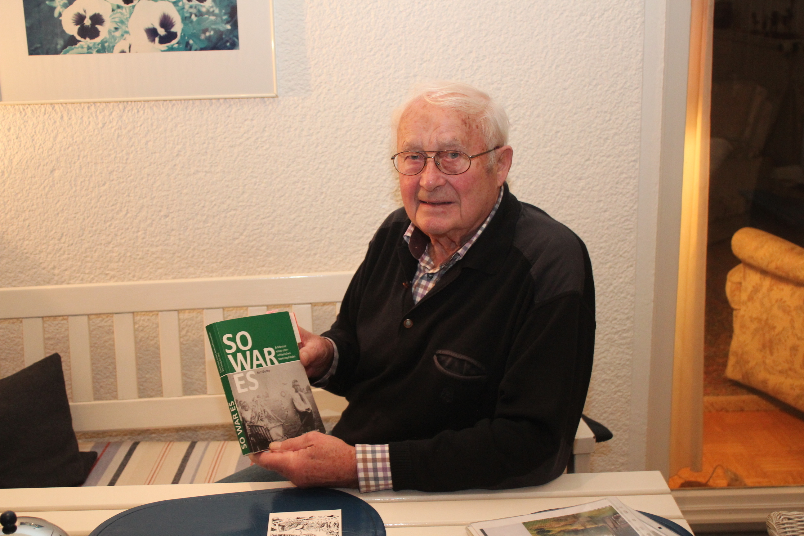Kurt Glodny ist ein Mann, der viel zu erzählen hat. Mit seinem Buch "So war es" möchte er zum Nachdenken anregen.