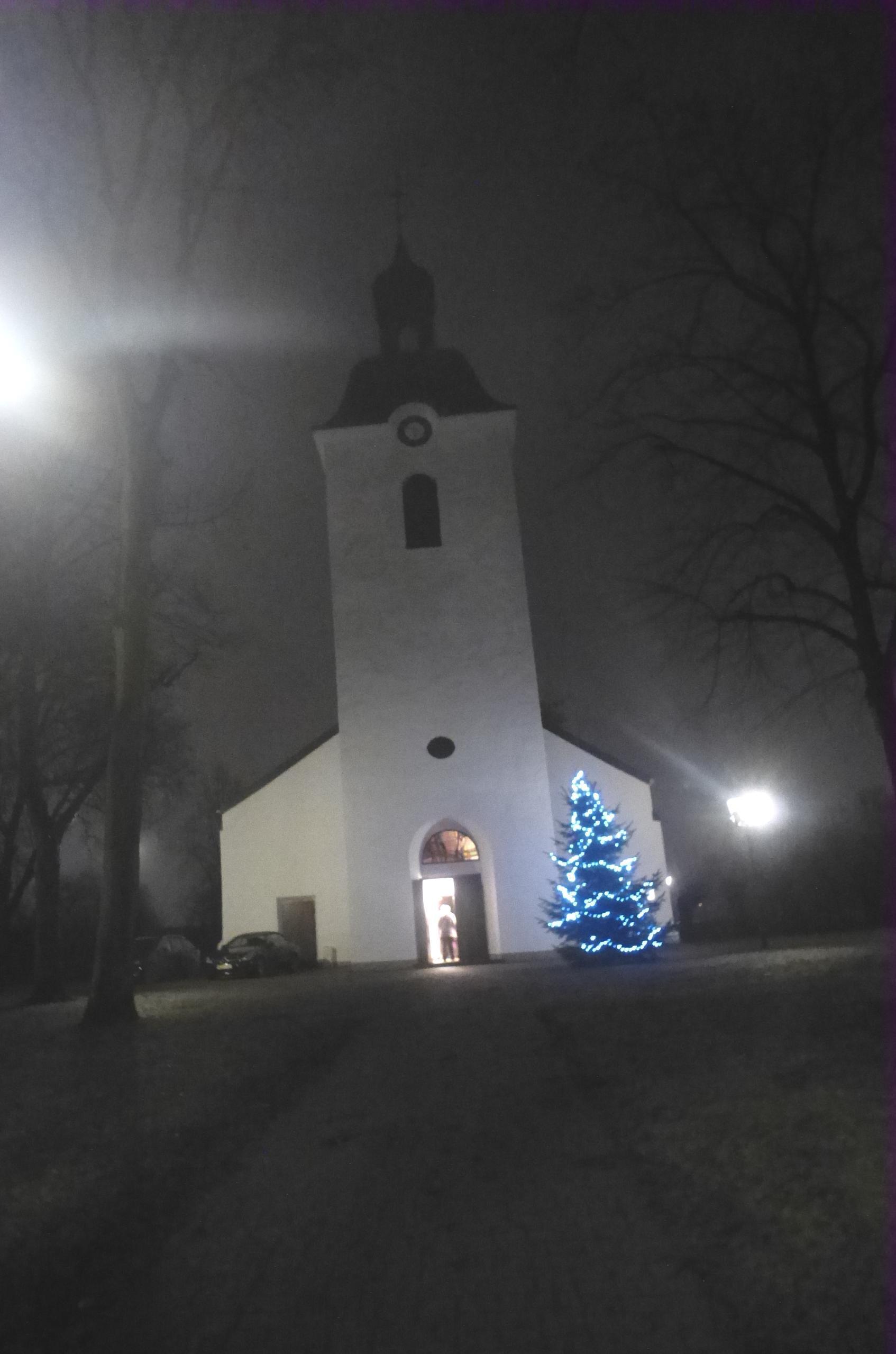 die kleine Dorfkirche in Duisburg Friemersheim