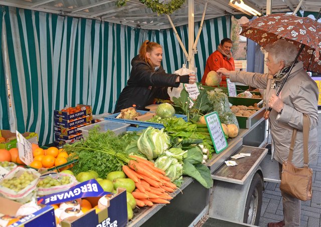 Am 2. Januar fällt der Wochenmarkt in Kamen aus. Foto: Archiv