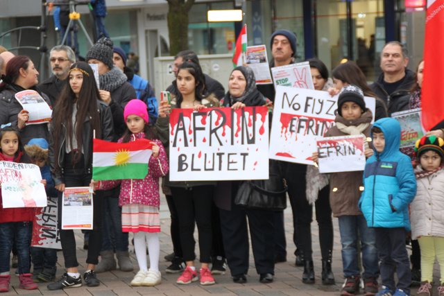 Bottrop,Pfermarkt, Solidarität mit Afrin, 25.01.2018, Foto Sahin Aydin