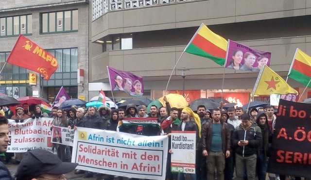 Solidaritätsdemonstration gegen den völkerrechtswidrigen Eimarsch des Erdogan-Regimes in Afrin am 20. Januar in Essen