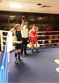 International Erfolgreich Michelle Hatari Mulheim An Der Ruhr