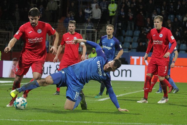 (C) Andreas Molatta , 29.01.2018 , Bochum ,
2.Bundeslige , 20.Spieltag , VfL Bochum 1848 - DSC Arminia Bielefeld ,
Patrick Fabian