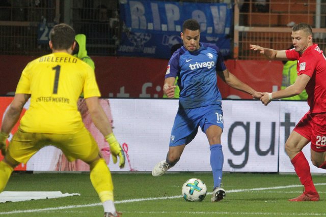 (C) Andreas Molatta , 29.01.2018 , Bochum ,
2.Bundeslige , 20.Spieltag , VfL Bochum 1848 - DSC Arminia Bielefeld ,
Jan Gyamerah