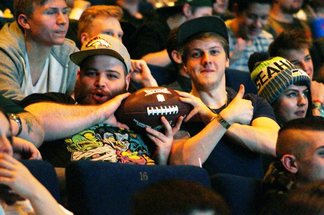 Bei der Superbowl-Nacht im filmpalast kamen echte American-Football-Fans voll auf ihre Kosten.